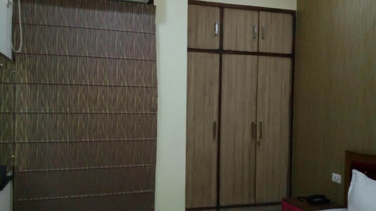 Hotel Royal International New Delhi Luaran gambar
