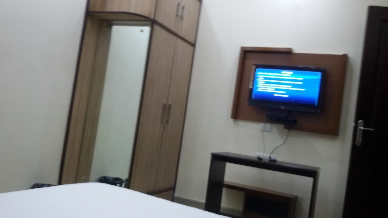 Hotel Royal International New Delhi Luaran gambar